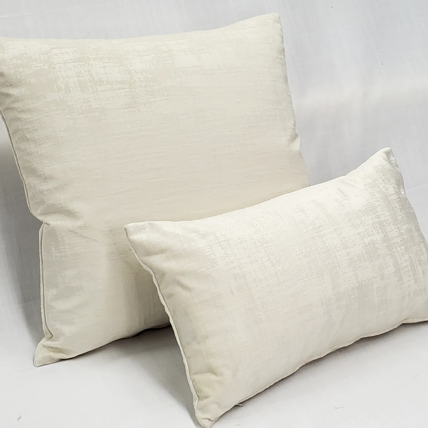Alabaster Stucco Cream Throw Pillow 20x20