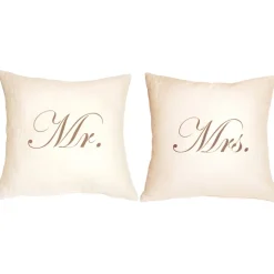 Mr and Mrs 18x18 Linen Pillow Set