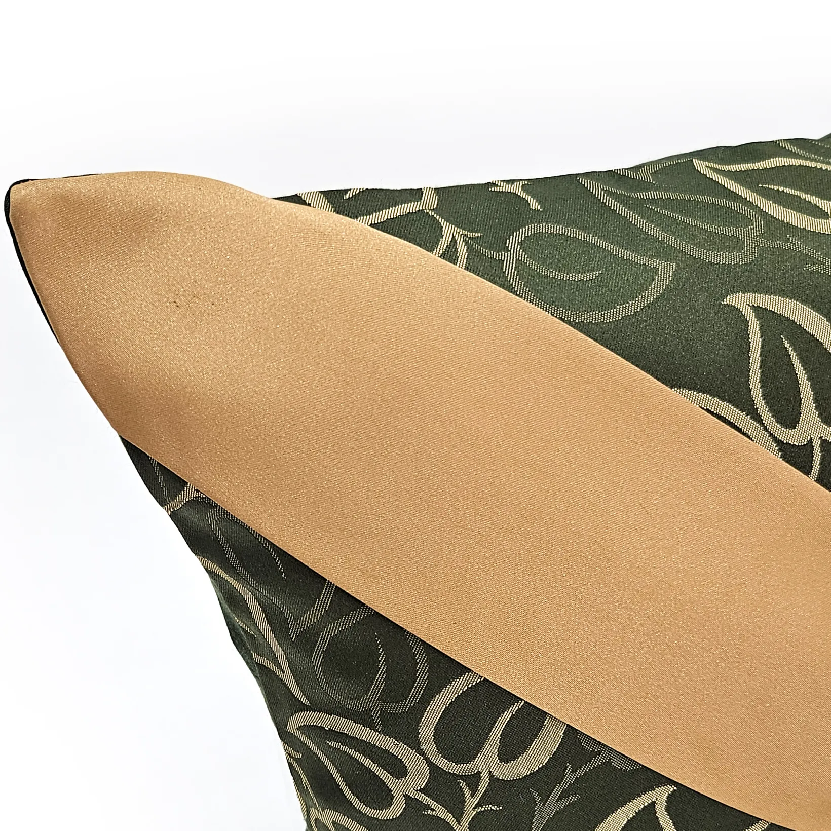 Nature's Gift Gold Leaf Throw 17x17